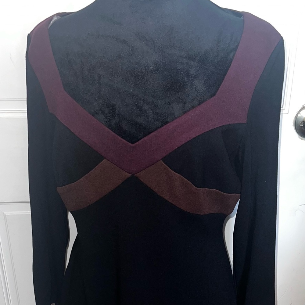 Black geographic dress